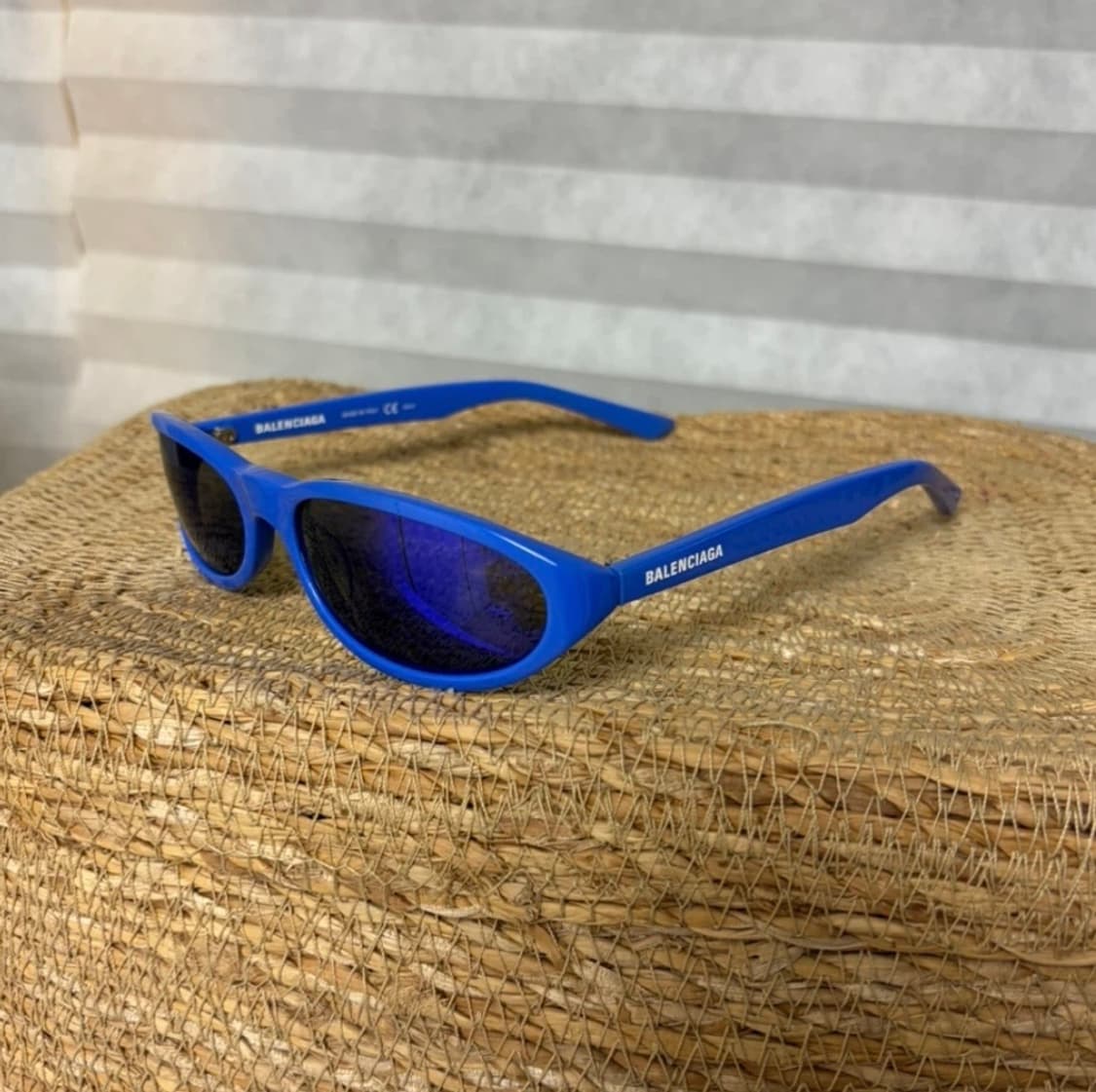 [os] 발렌시아가 네오라운드 선글라스 블루 상품이미지2