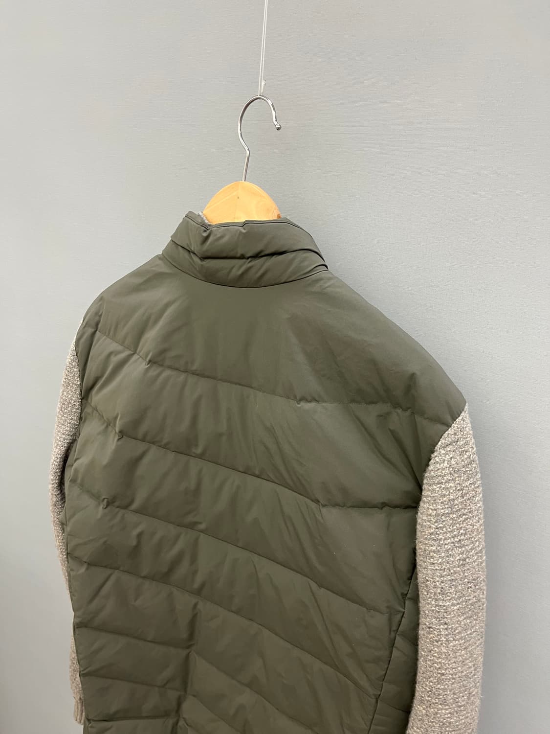 시리즈 경량 구스다운 니트패딩 상품이미지9