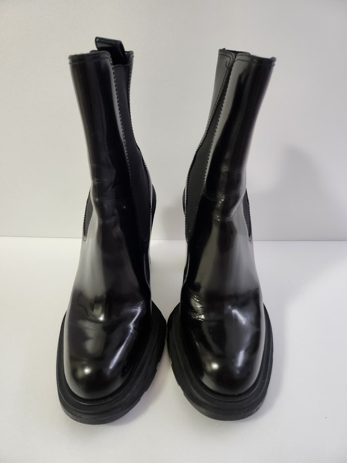 알랙산더맥퀸 앵클부츠 상품이미지3