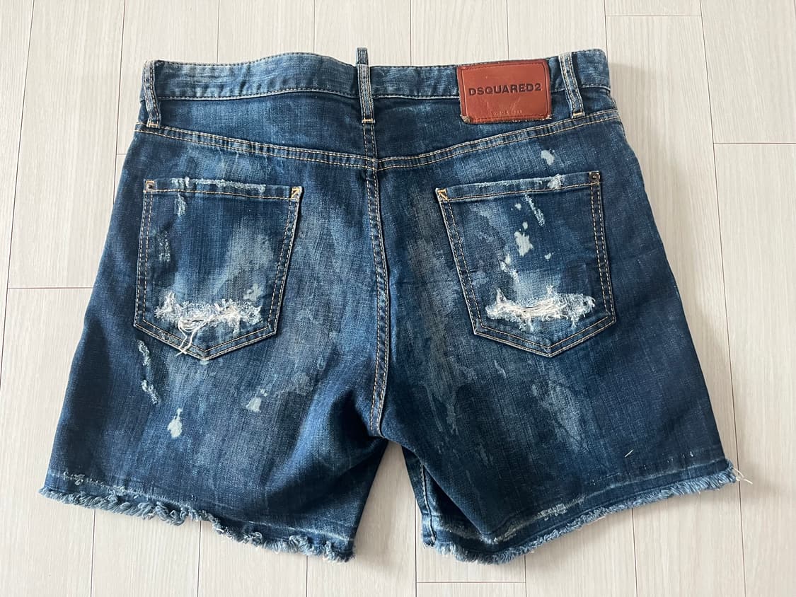 50사이즈 디스퀘어드 디퀘반바지 상품이미지2