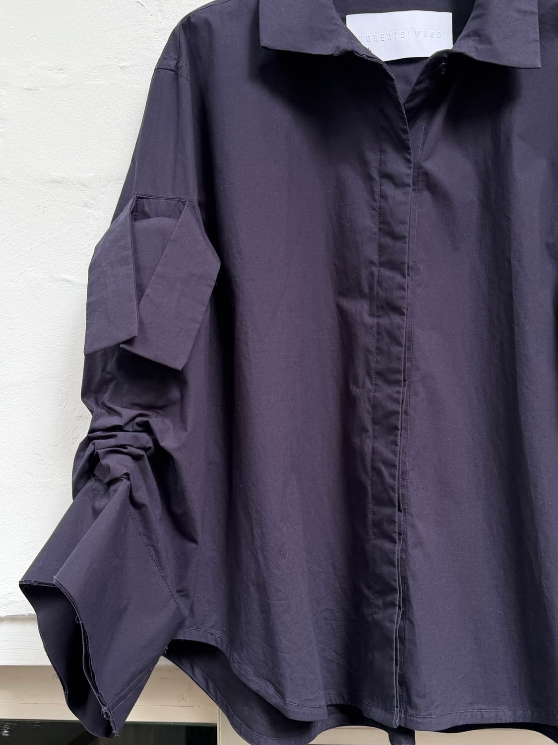 Roberts Wood 드로우스트링 블라우스 네이비 M 상품이미지4