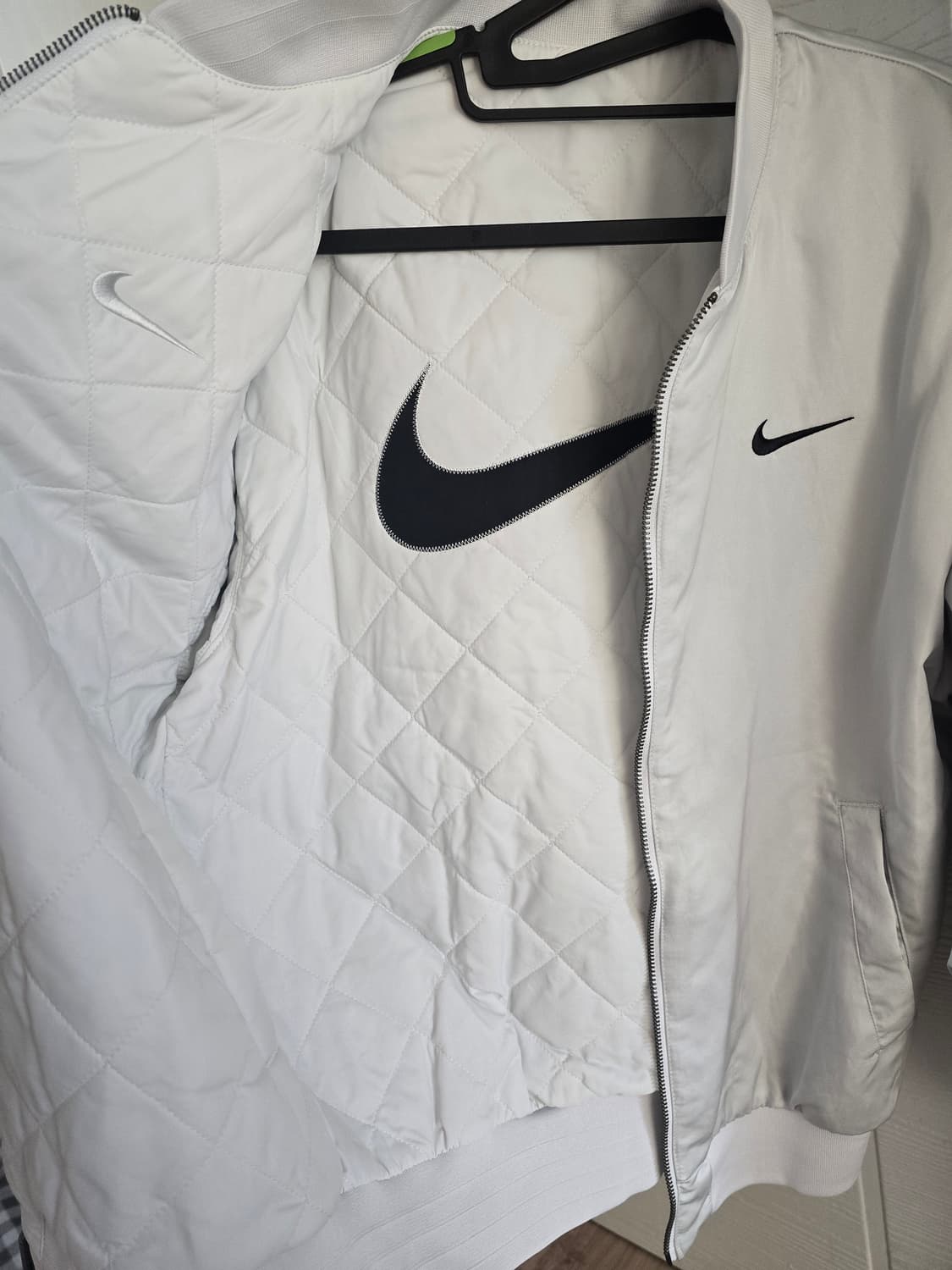 나이키자켓 새상품 나이키양면자켓 나이키 바시티 봄버 리버시블 자켓 상품이미지2