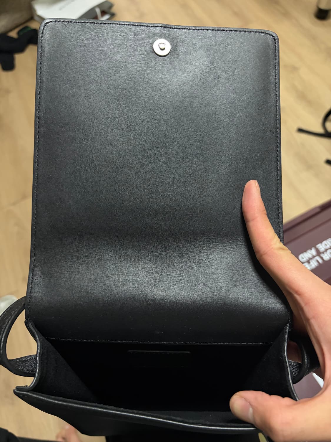 유스 레더 크로스백 상품이미지9