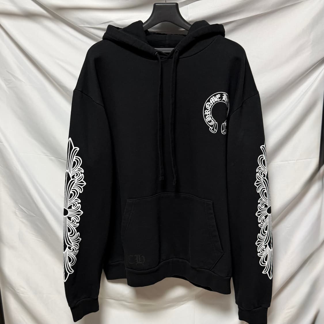 [S+급/L] 크롬하츠 홀스슈 플로랄 후드티 블랙 상품이미지3