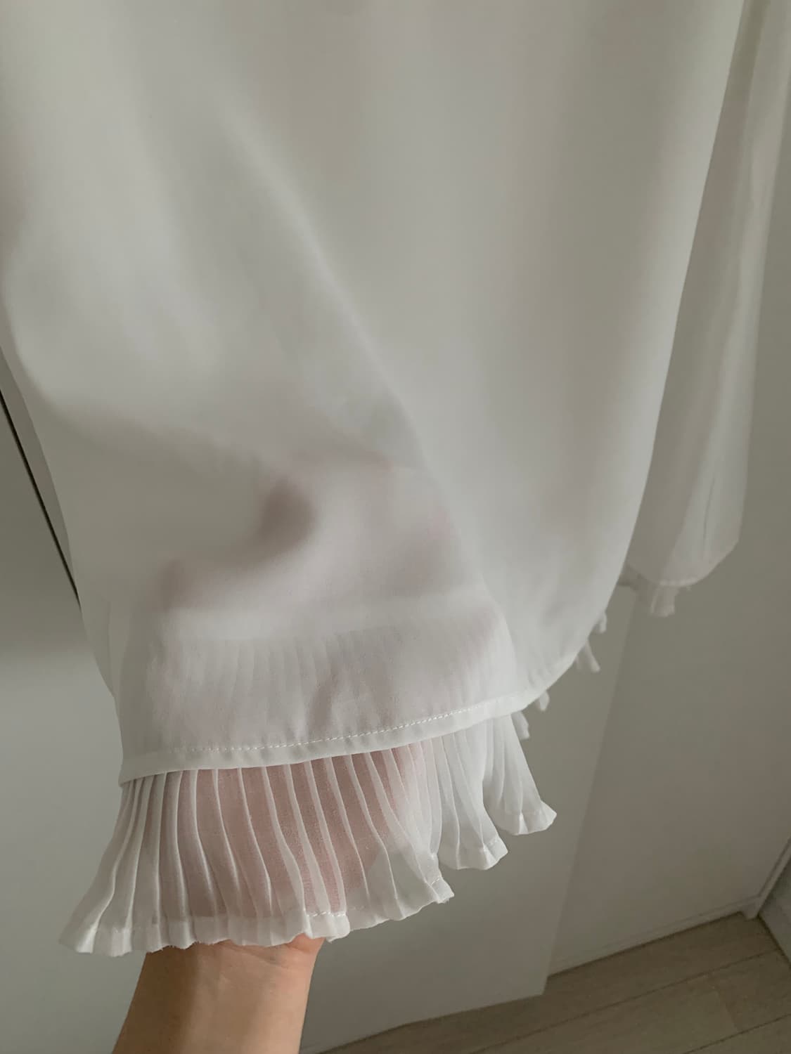 화이트 쉬폰 블라우스 상품이미지3