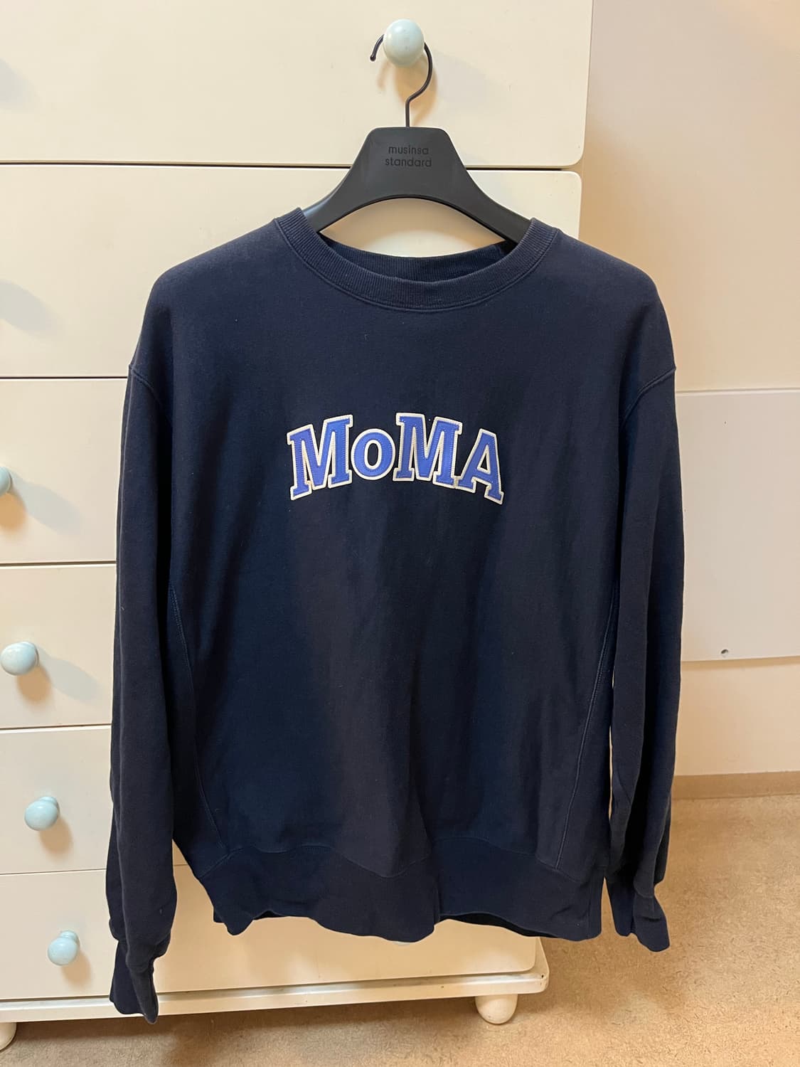 챔피온 MOMA 모마 네이비 맨투맨 L 상품이미지1