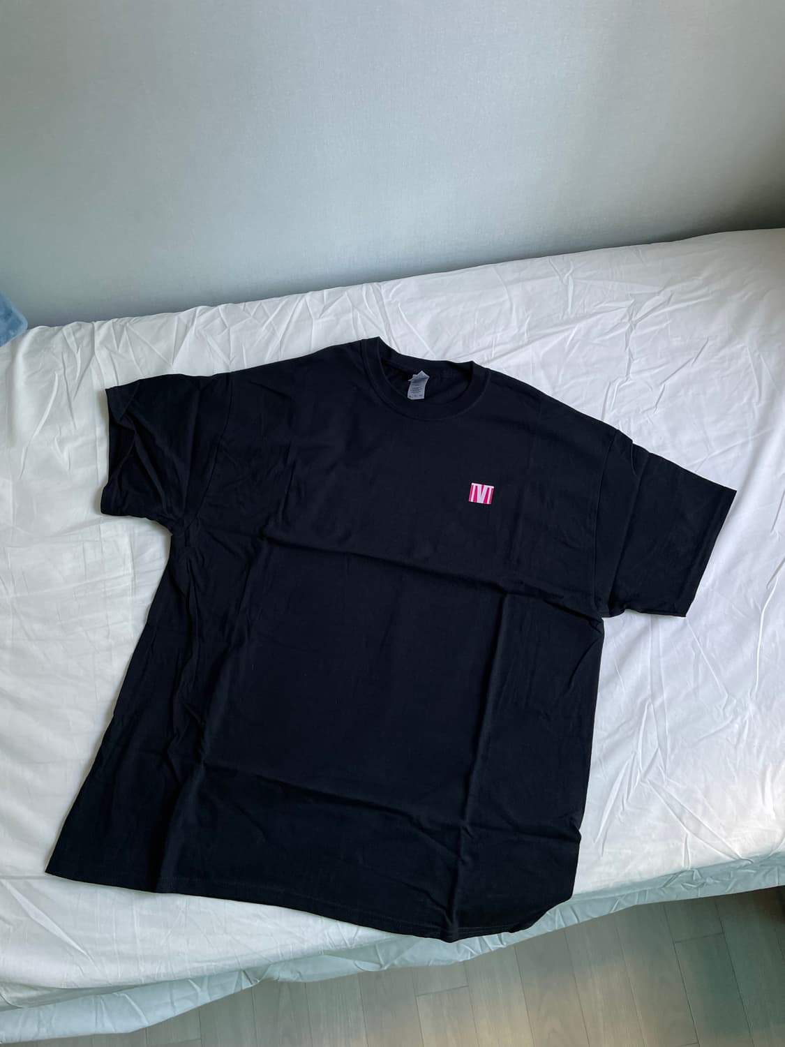 The volunteers 정규1집 티셔츠 XL 상품이미지1