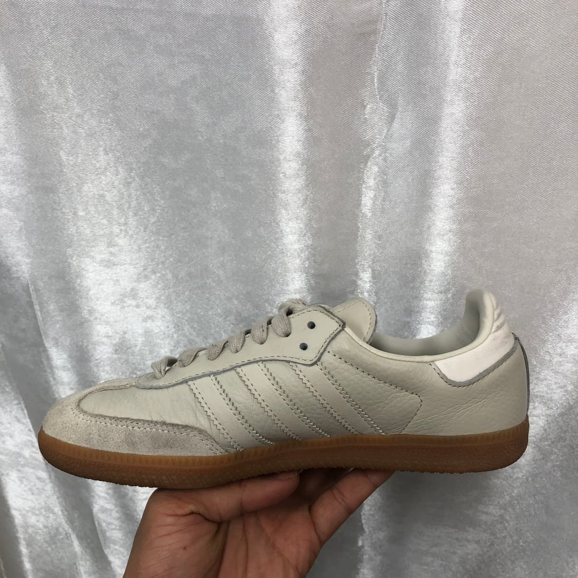 아디다스 삼바 스니커즈 사이즈225 팝니다  상품이미지2
