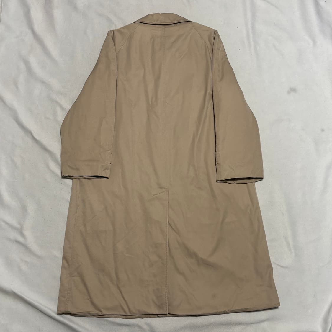 버버리 베이지 트렌치 코트 상품이미지3