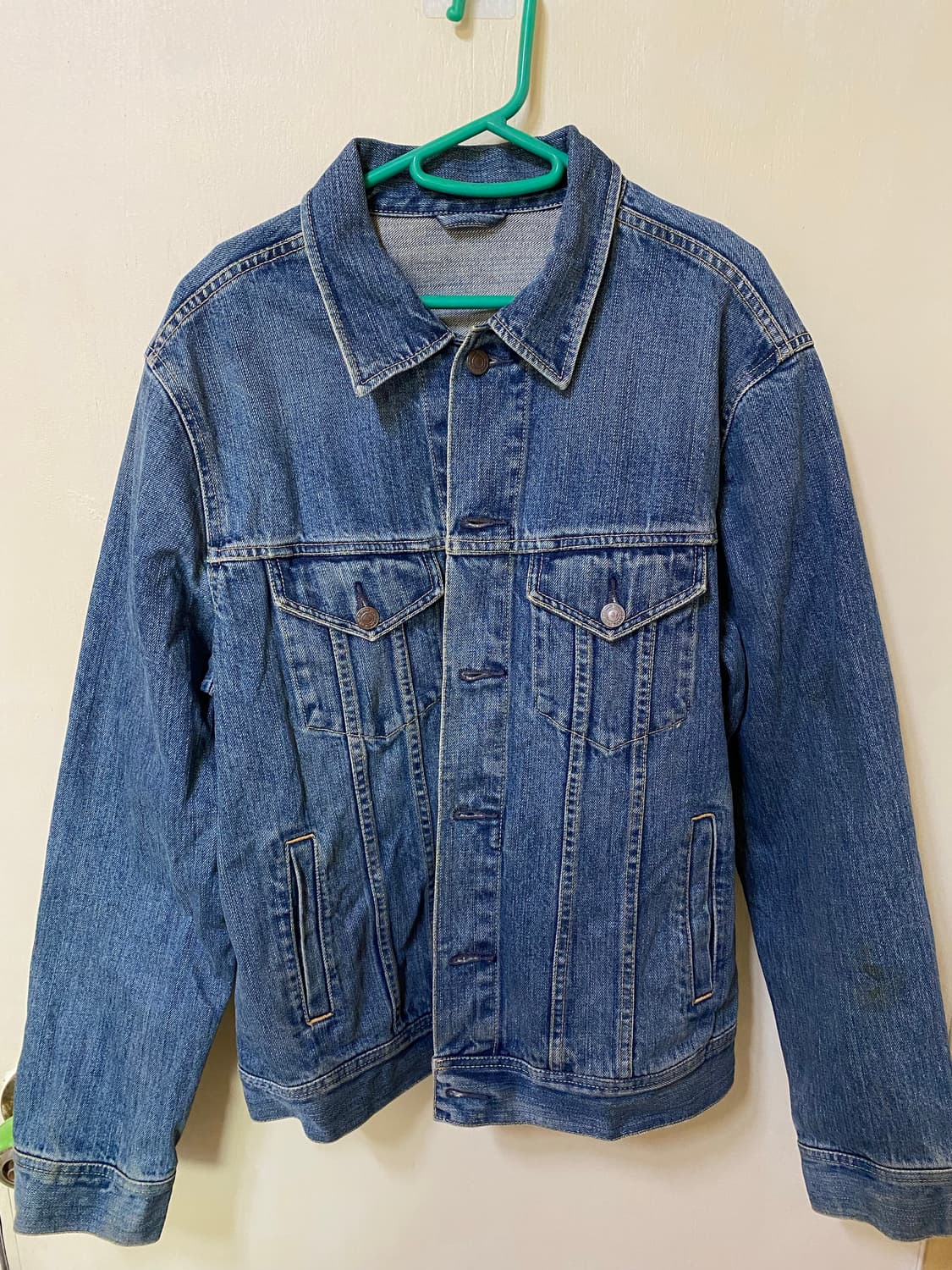 유니클로 데님자켓 상품이미지1