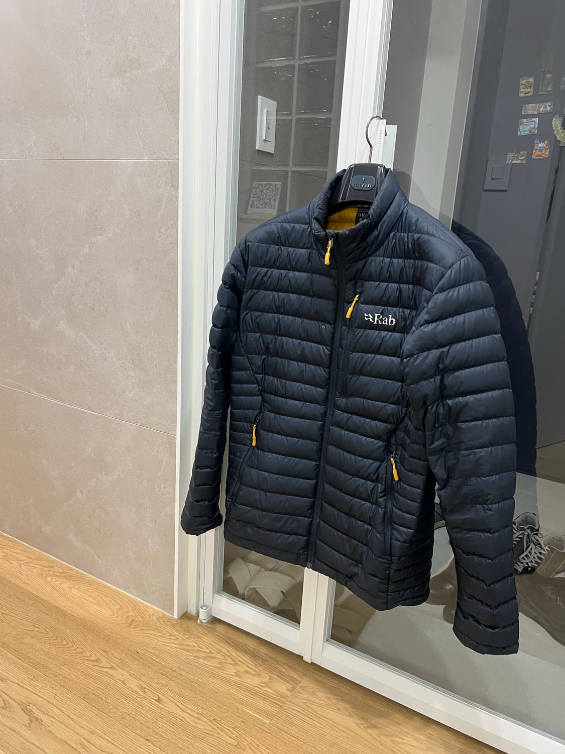 Rab 경량패딩 상품이미지1