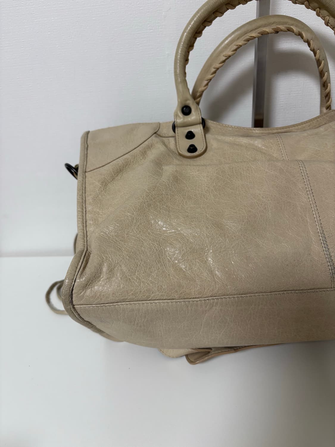 발렌시아가 자이언트 모터백 베이지 상품이미지7