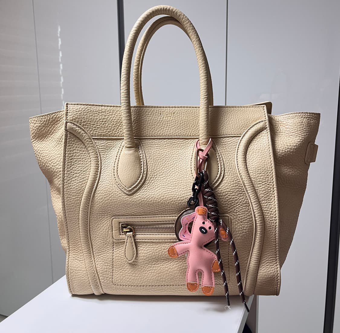 정품 셀린느 러기지 미니 토트백(라지) 상품이미지1