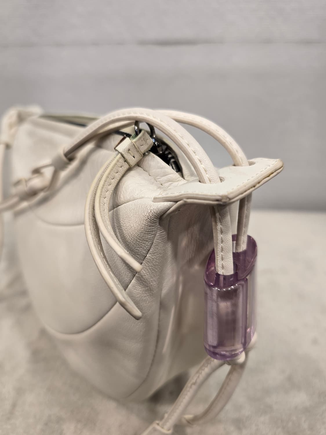 아카이브앱크 스몰 플링백 아이보리 숄더백 상품이미지5