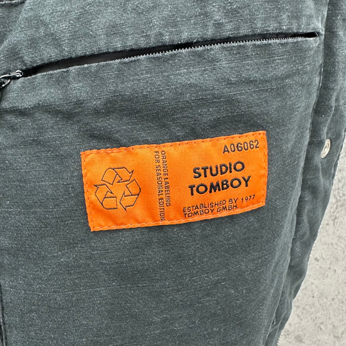 FREE 스튜디오 톰보이 여자 오버핏 워크 누빔 점퍼 상품이미지6