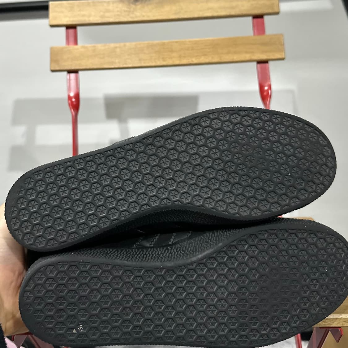 250) 아디다스 운동화 남녀공용 신발 가젤 블랙 스웨이드 상품이미지6