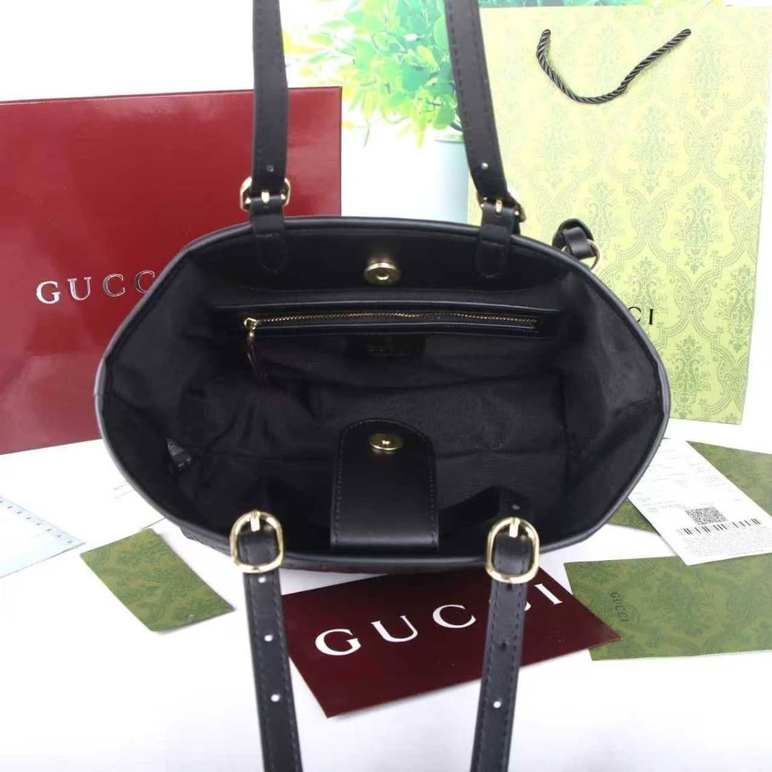 구찌(Gucci) GG 엠블럼 미디엄 토트백 상품이미지3