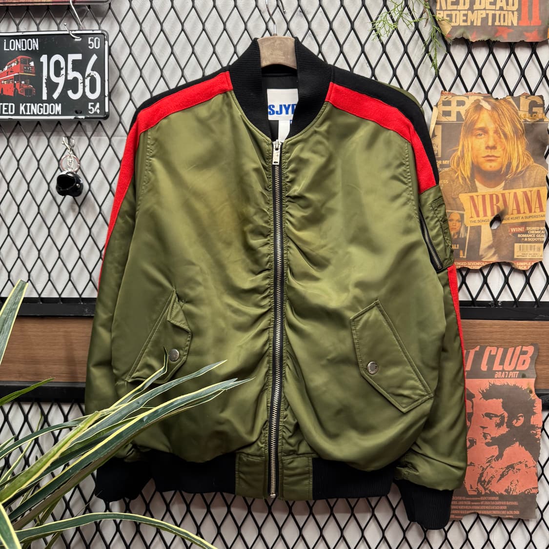 SJYP MA-1 항공점퍼 사이드 스트라이프 배색 포인트 카키 상품이미지1