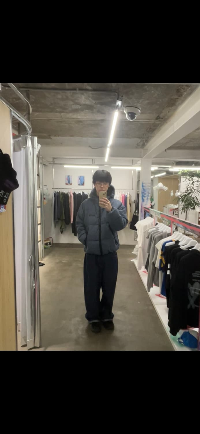 더뮤지엄비지터 패딩 상품이미지3