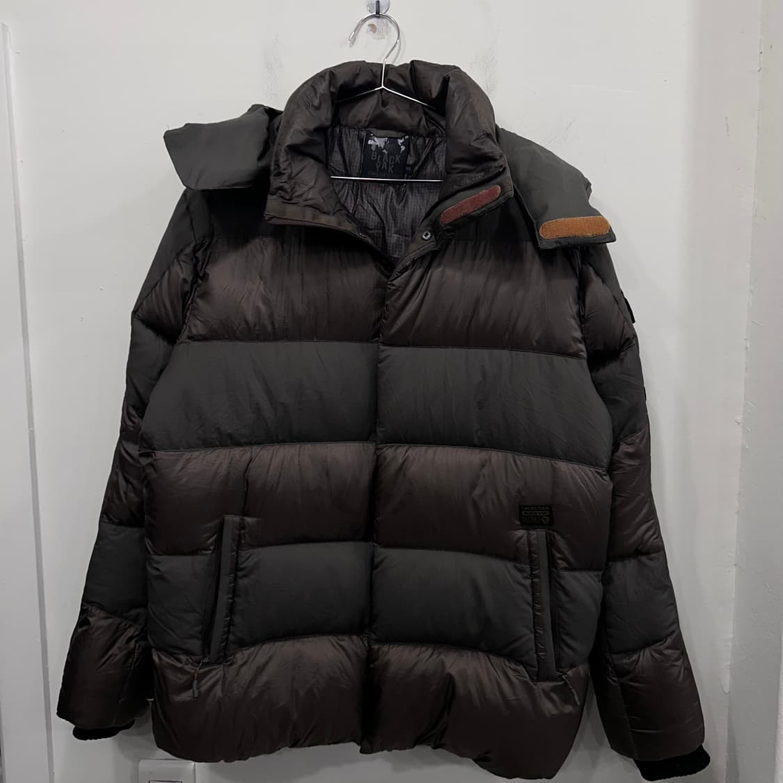 블랙야크 오버랜드 헝가리 구스다운 후드 패딩 상품이미지2