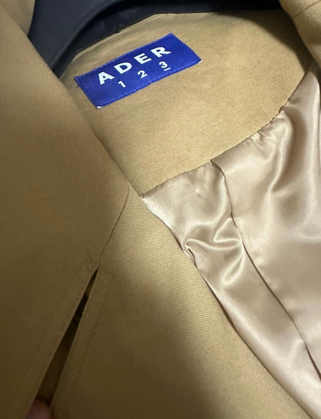 아더에러 19SS 퓨전 트렌치 코트 상품이미지6