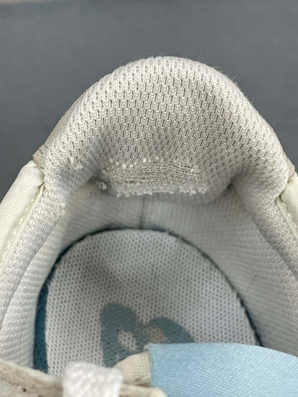 뉴발란스 327 문빔 240 상품이미지10