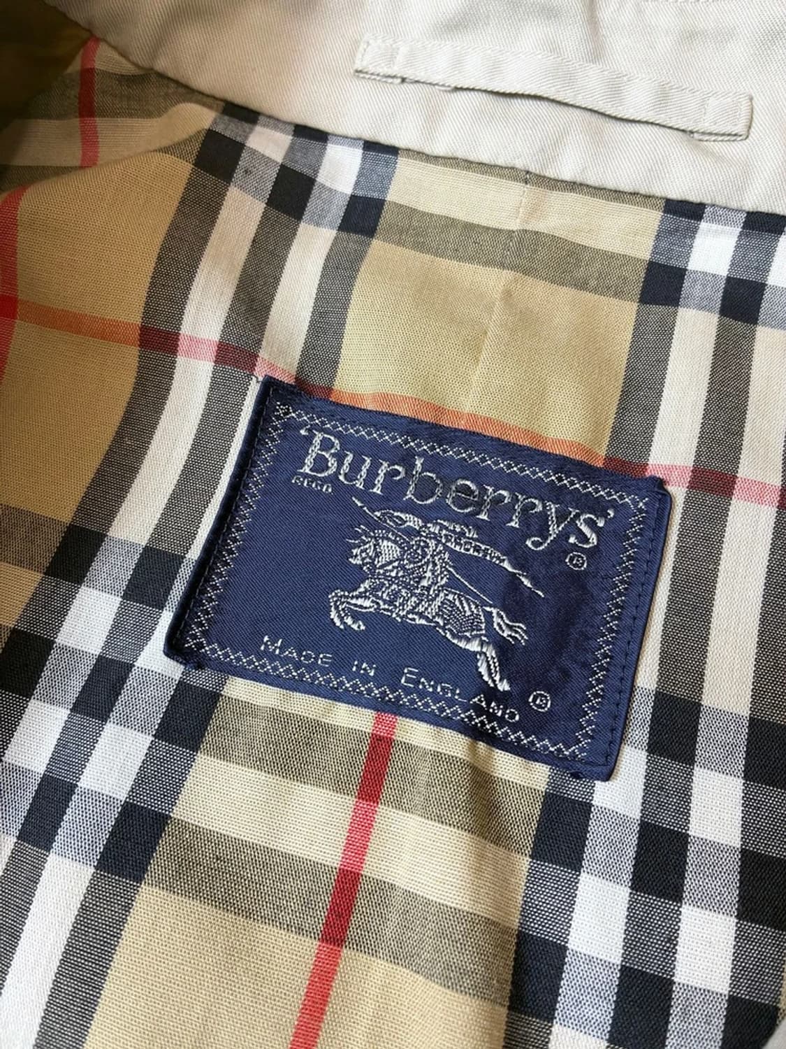 버버리 90's 싱글 시그니처 트렌치 코트 PN7542 상품이미지3