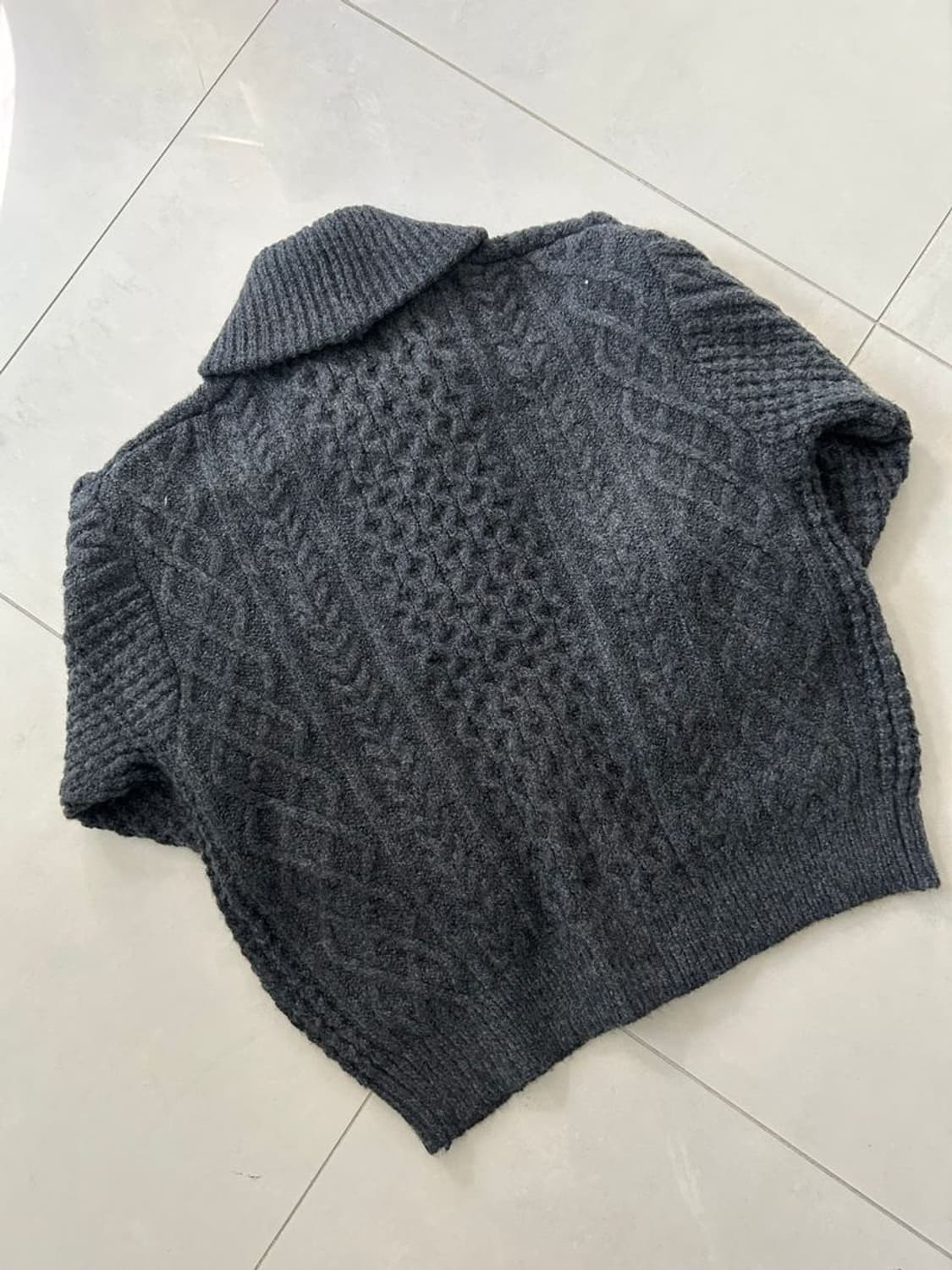 SHAWL COLLAR CABLE CARDIGAN 케이블 숄 칼라 가디건 상품이미지4