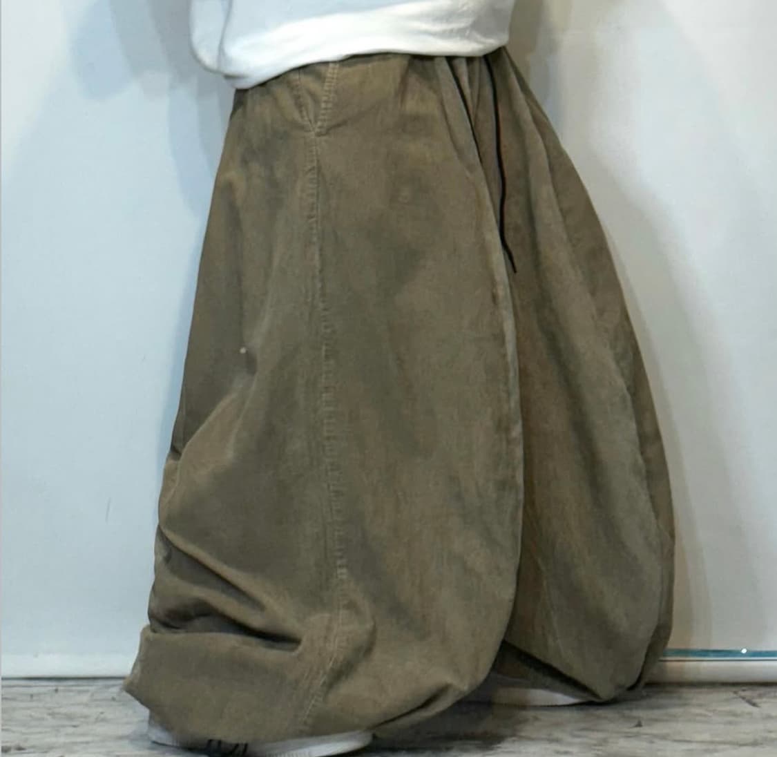 카키베이지 벌룬팬츠 두붙바 상품이미지2
