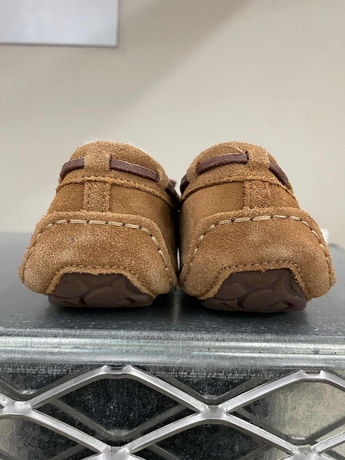 어그 다코타 체스트넛 240 상품이미지3