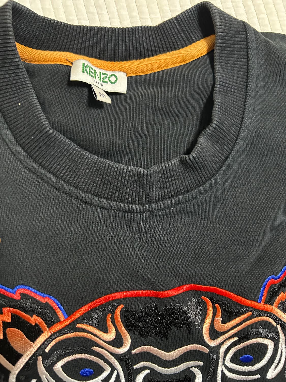 겐조 타이거 자수 맨투맨 블랙 M 상품이미지3