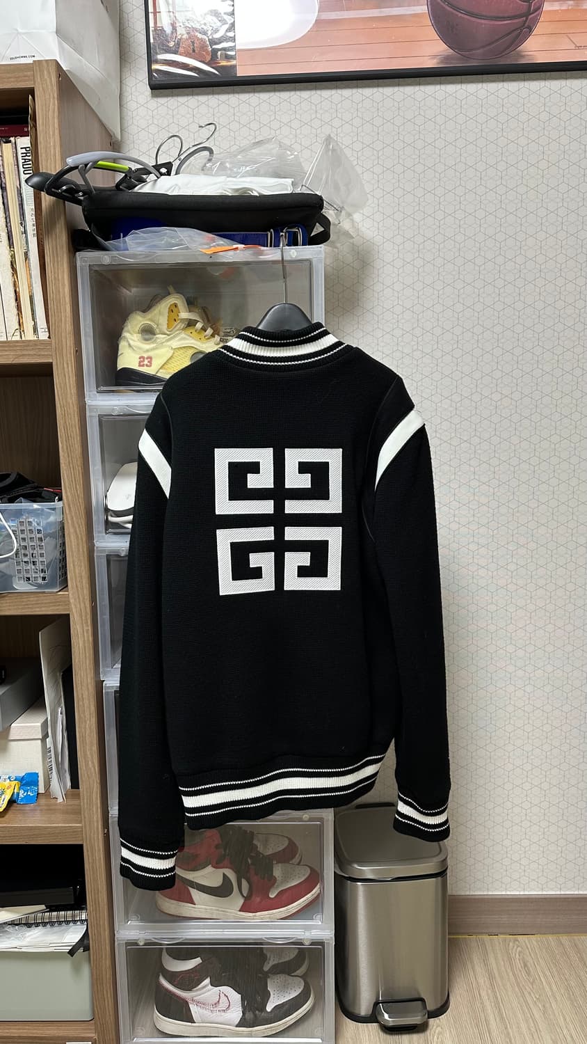 지방시 4G로고 바시티 자켓 상품이미지1