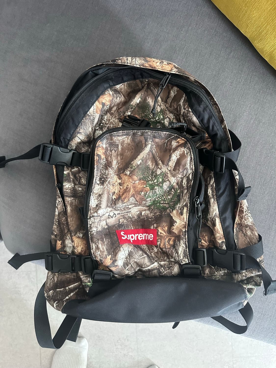 슈프림 백팩 리얼트리 카모 19fw 상품이미지1