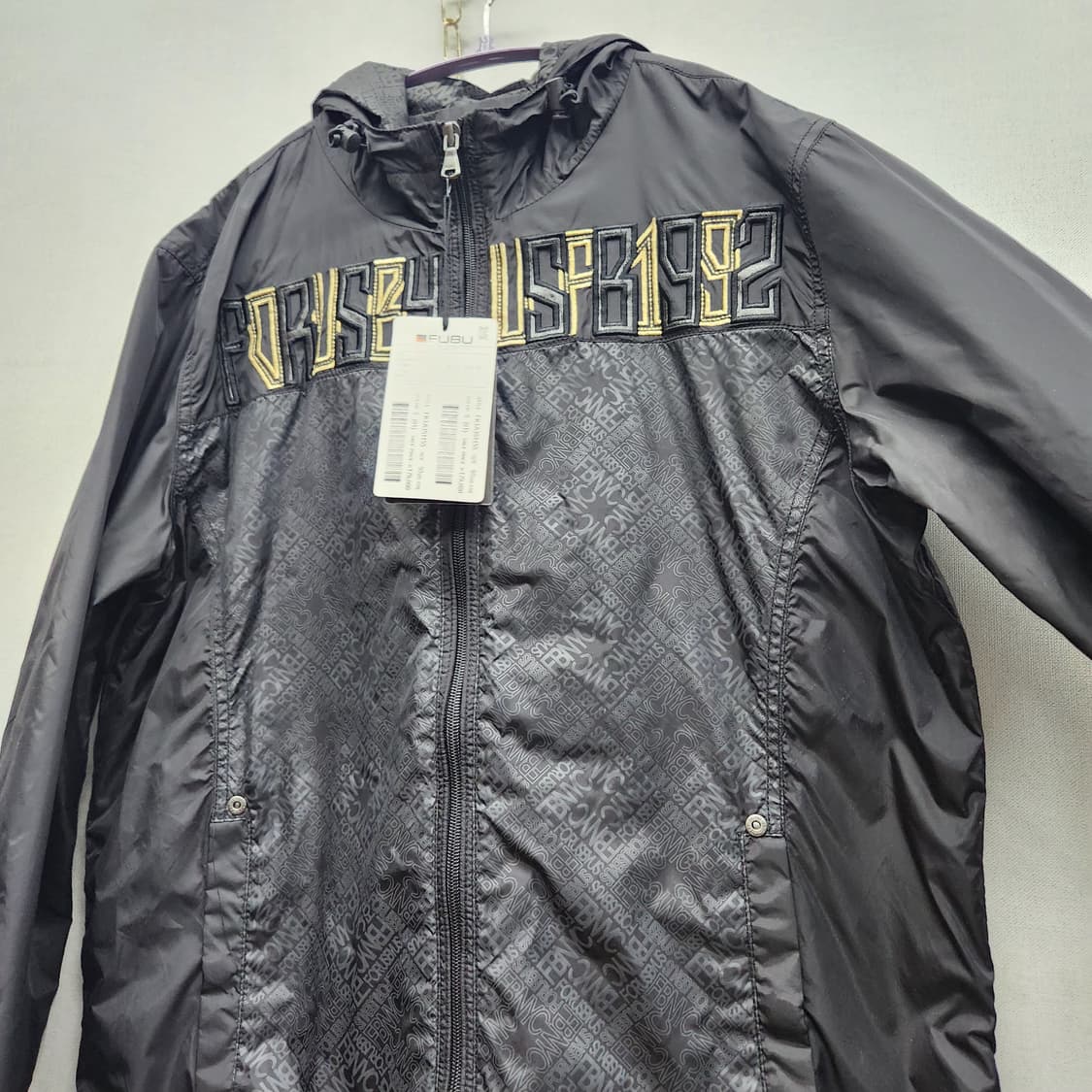 푸부 영문패턴 자수 Y2K바람막이(나일론)  L 상품이미지2