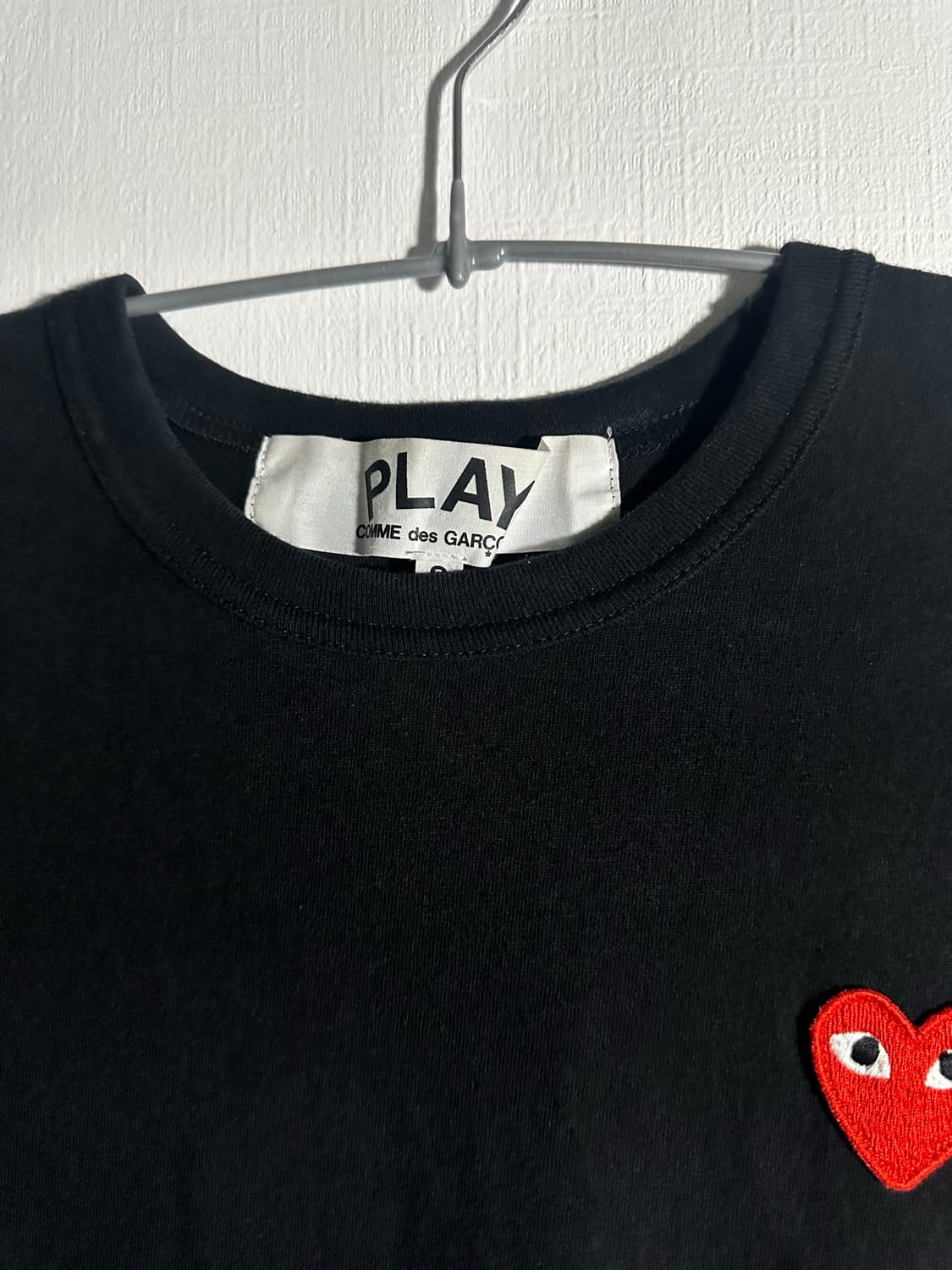 플레이 꼼데가르송 레드 하트 티셔츠 블랙 S 상품이미지3
