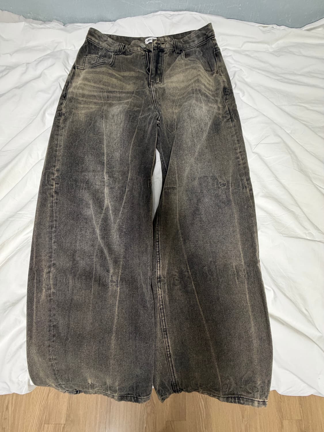 밀로 아카이브 커브드 팬츠 상품이미지1