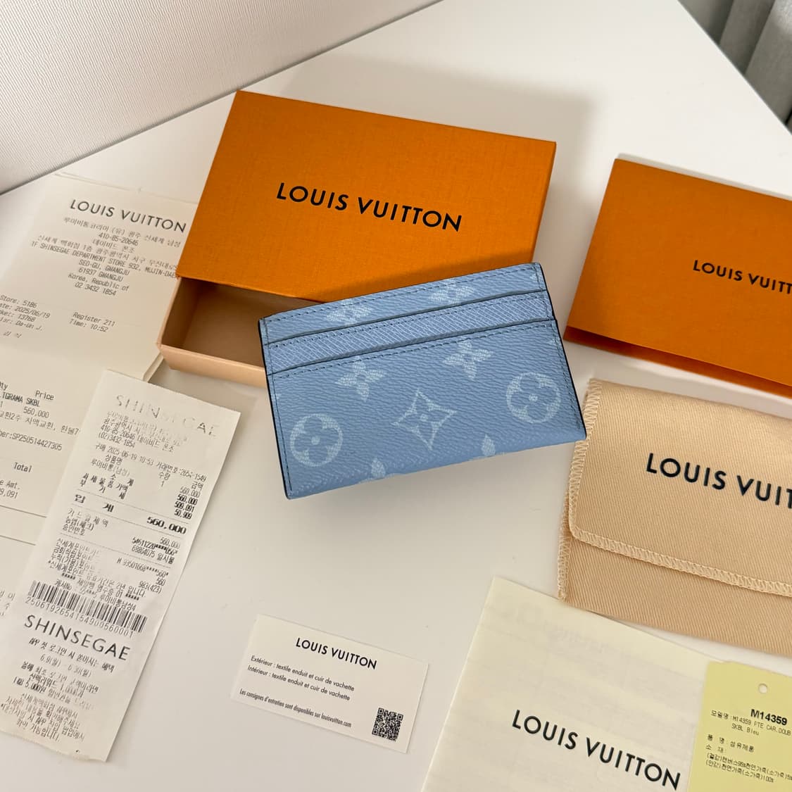 [25년 6월] 루이비통 스카이블루 카드지갑 상품이미지2