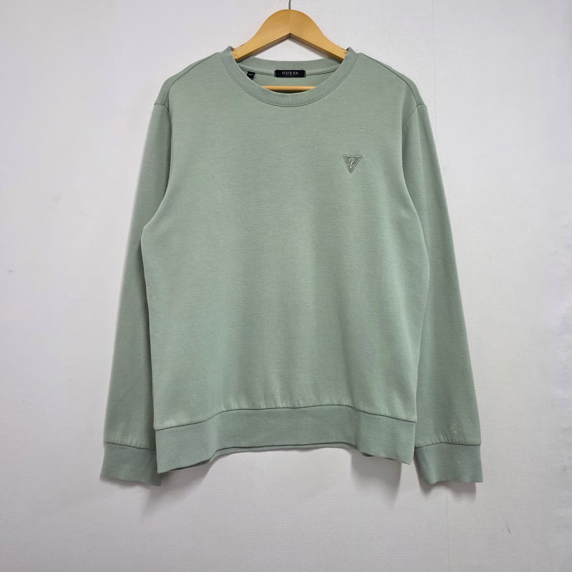L) GUESS 게스 맨투맨 다크민트 상품이미지1