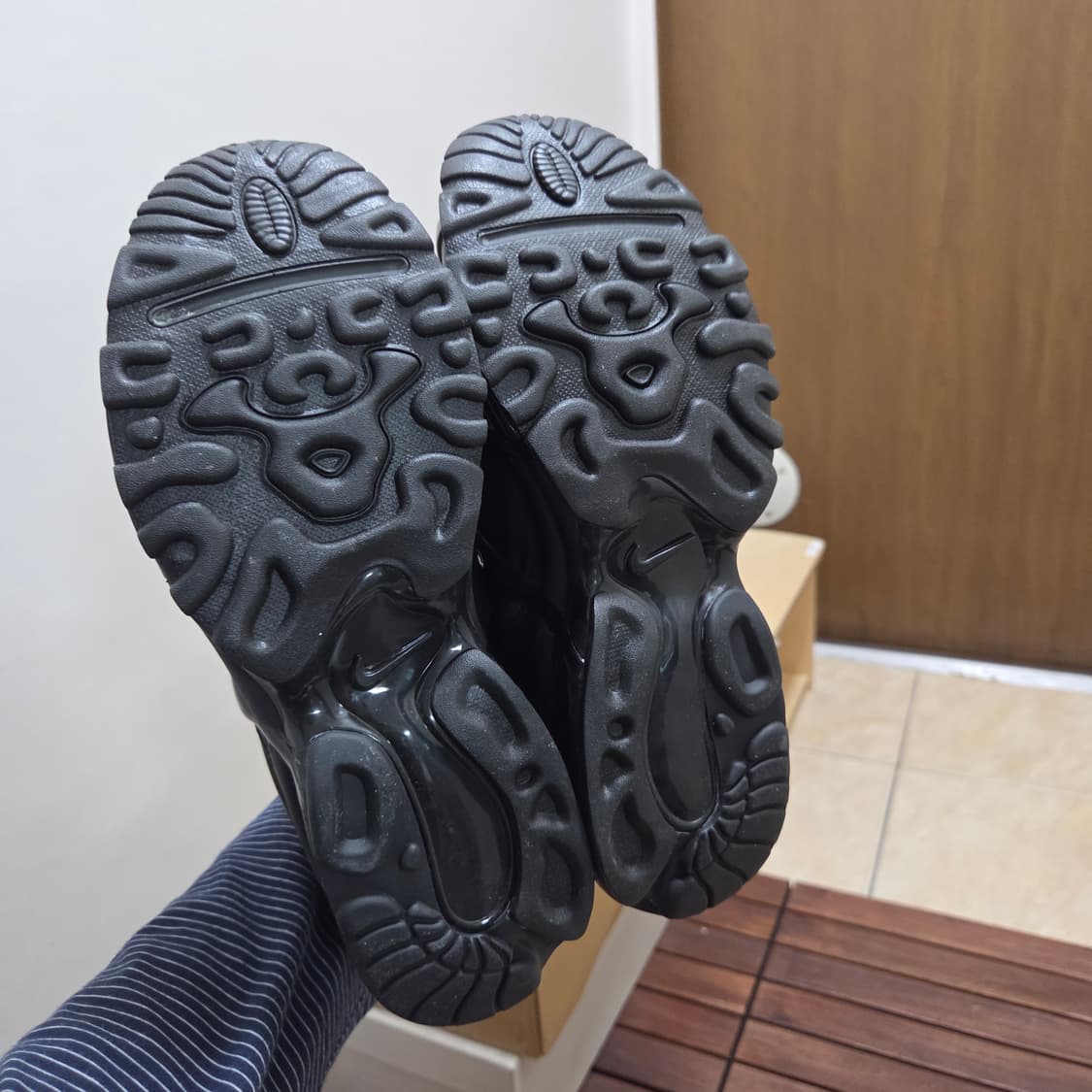 [265] 나이키 쿠키니 트리플 블랙  상품이미지6