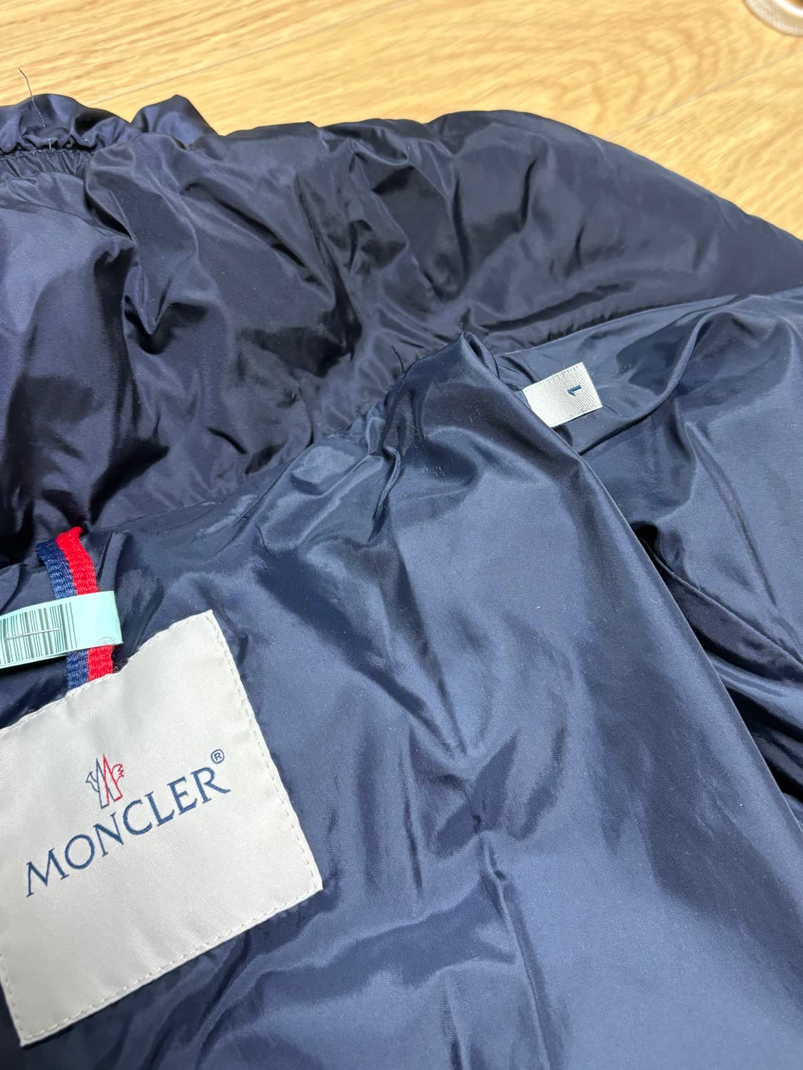 몽클레어 여성 네이비패딩 사이즈1 상품이미지5