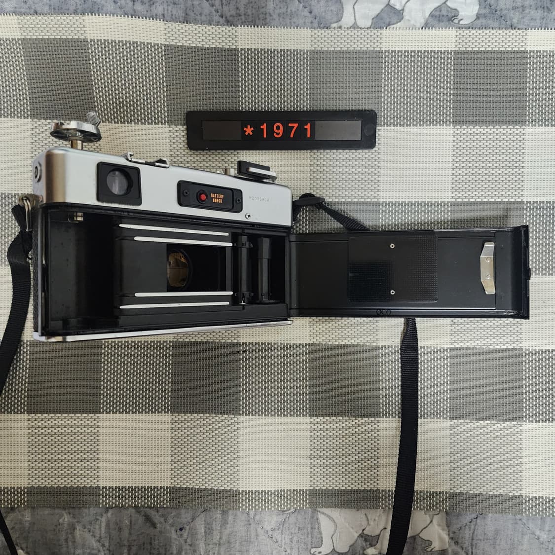 야시카 일렉트로 35 gsn 필름카메라 실버바디 상품이미지5