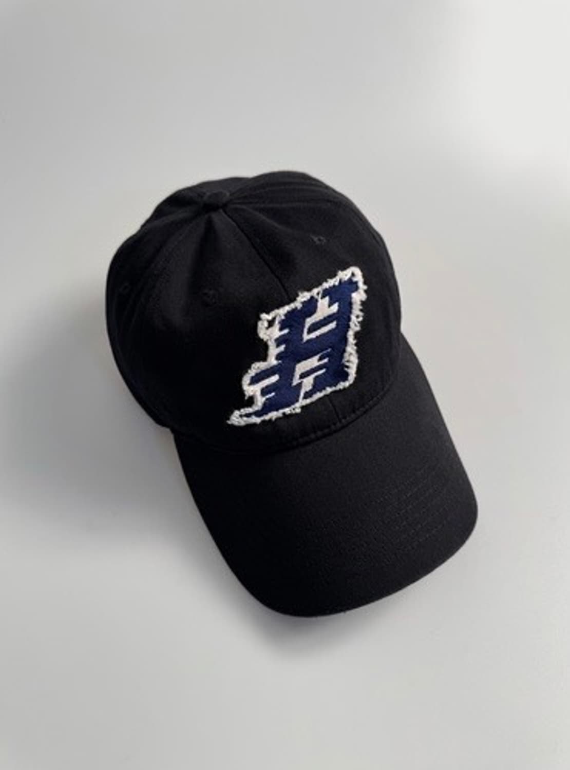 헤아 H 로고 캡 상품이미지1