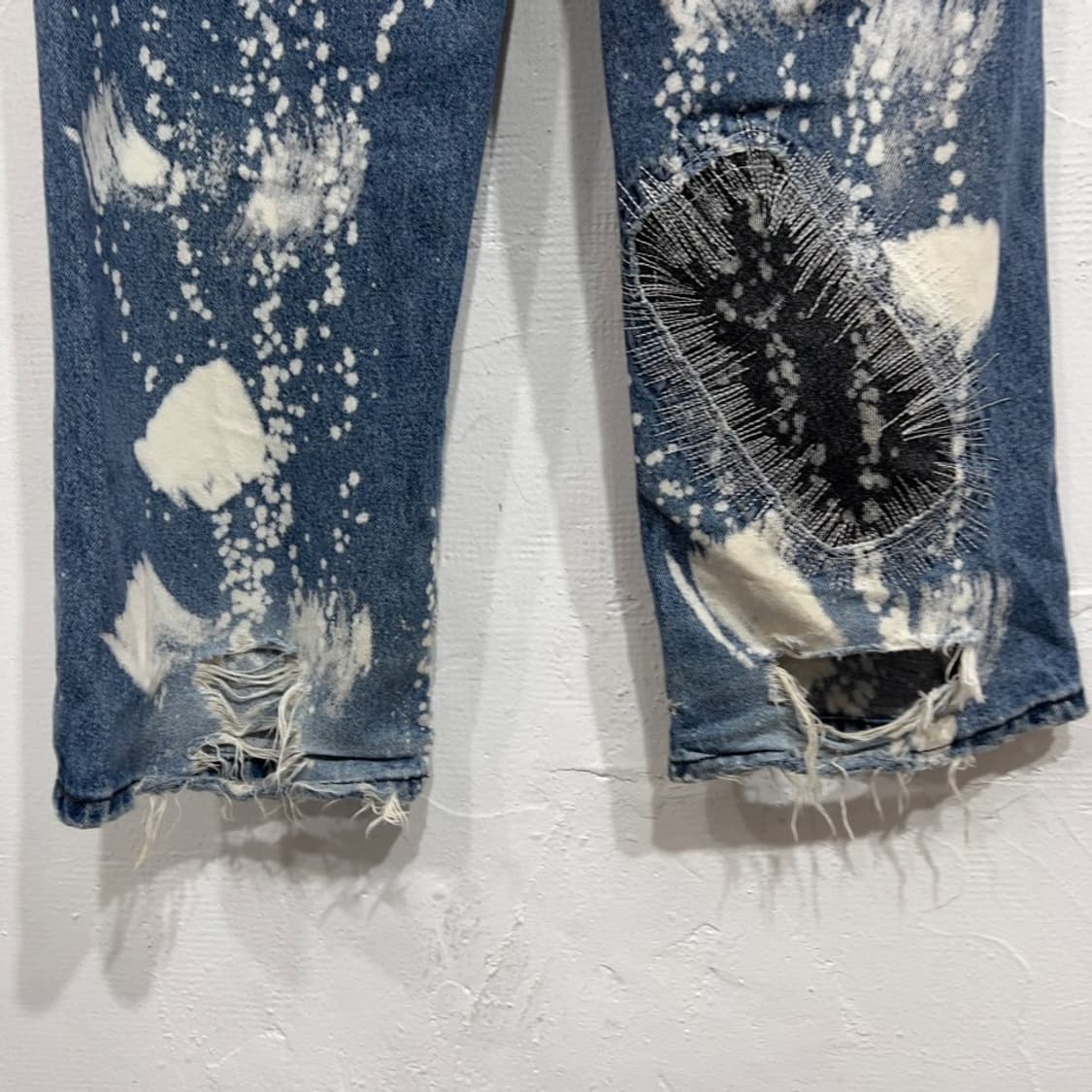 아카데믹스 펑크 패치 페인팅 데님팬츠 상품이미지9
