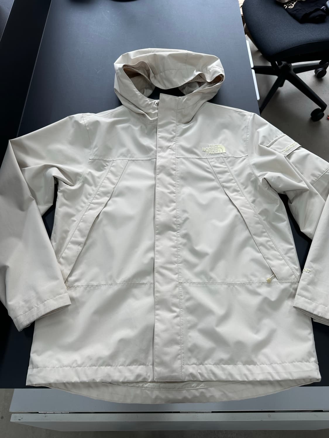 노스페이스 포켓 윈드브레이커 자켓 크림베이지 상품이미지4