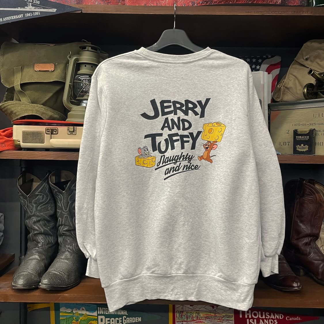 톰과제리 더피 치즈 기모 안감 맨투맨 스웻 셔츠 N110 상품이미지2