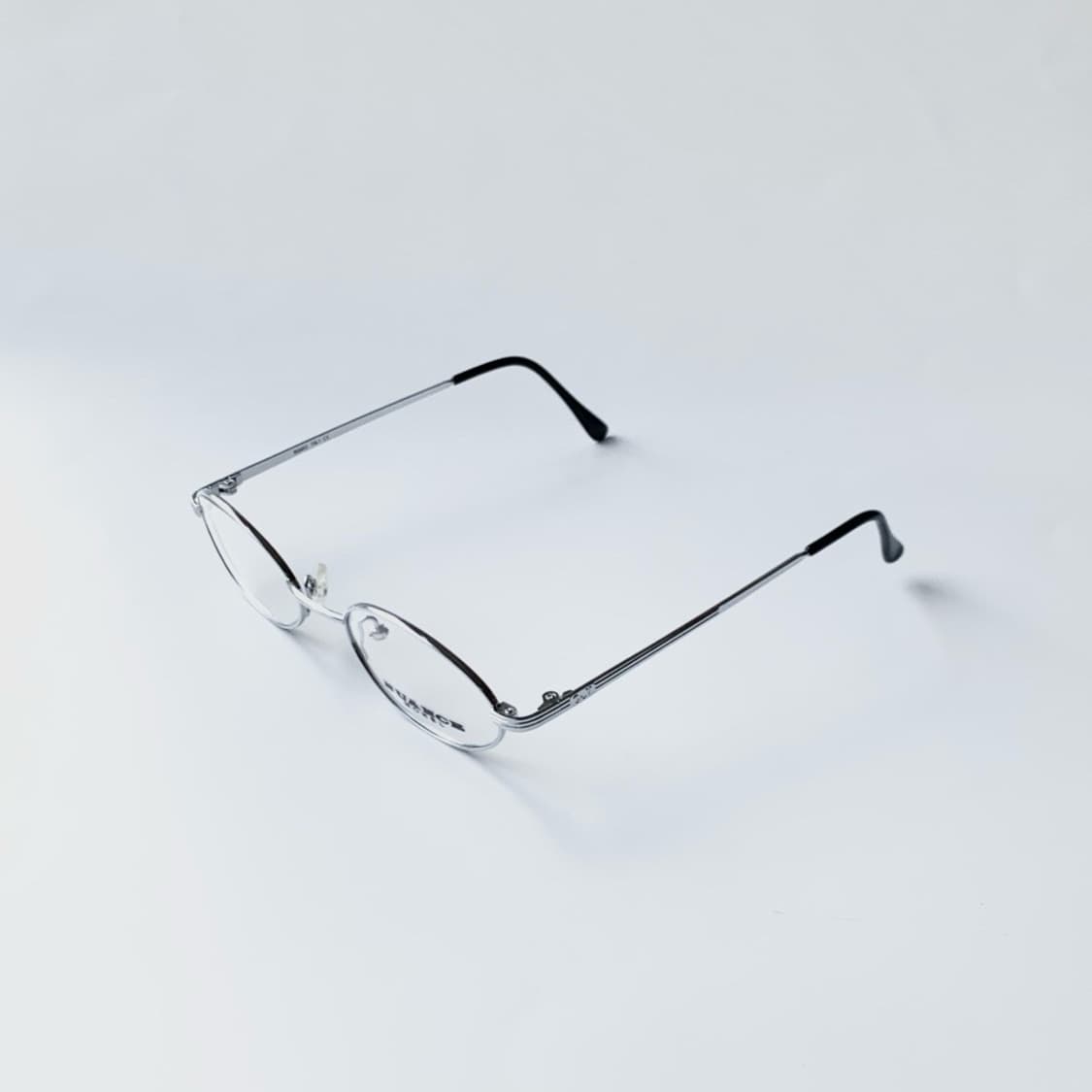 [픽키-697] 실버 메탈 풀프레임 안경 슬림 오벌 프레임 미니멀 상품이미지2