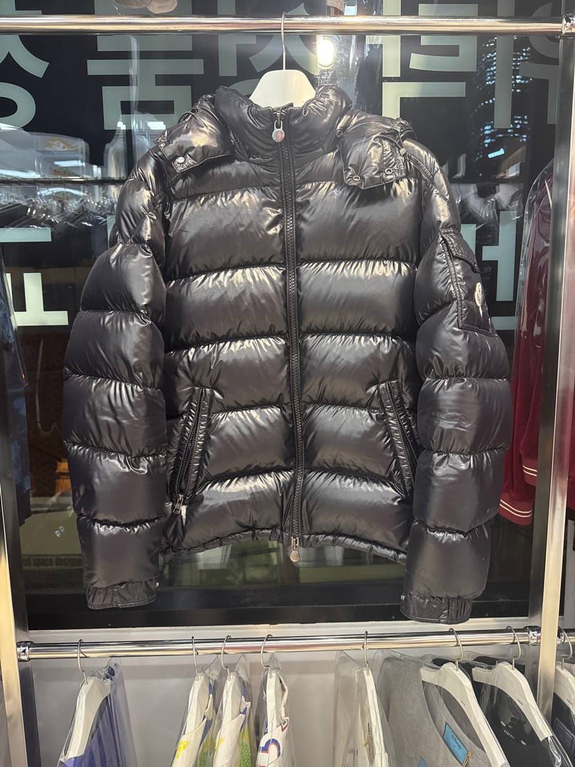 22fw 몽클레어 마야 패딩 4 상품이미지1