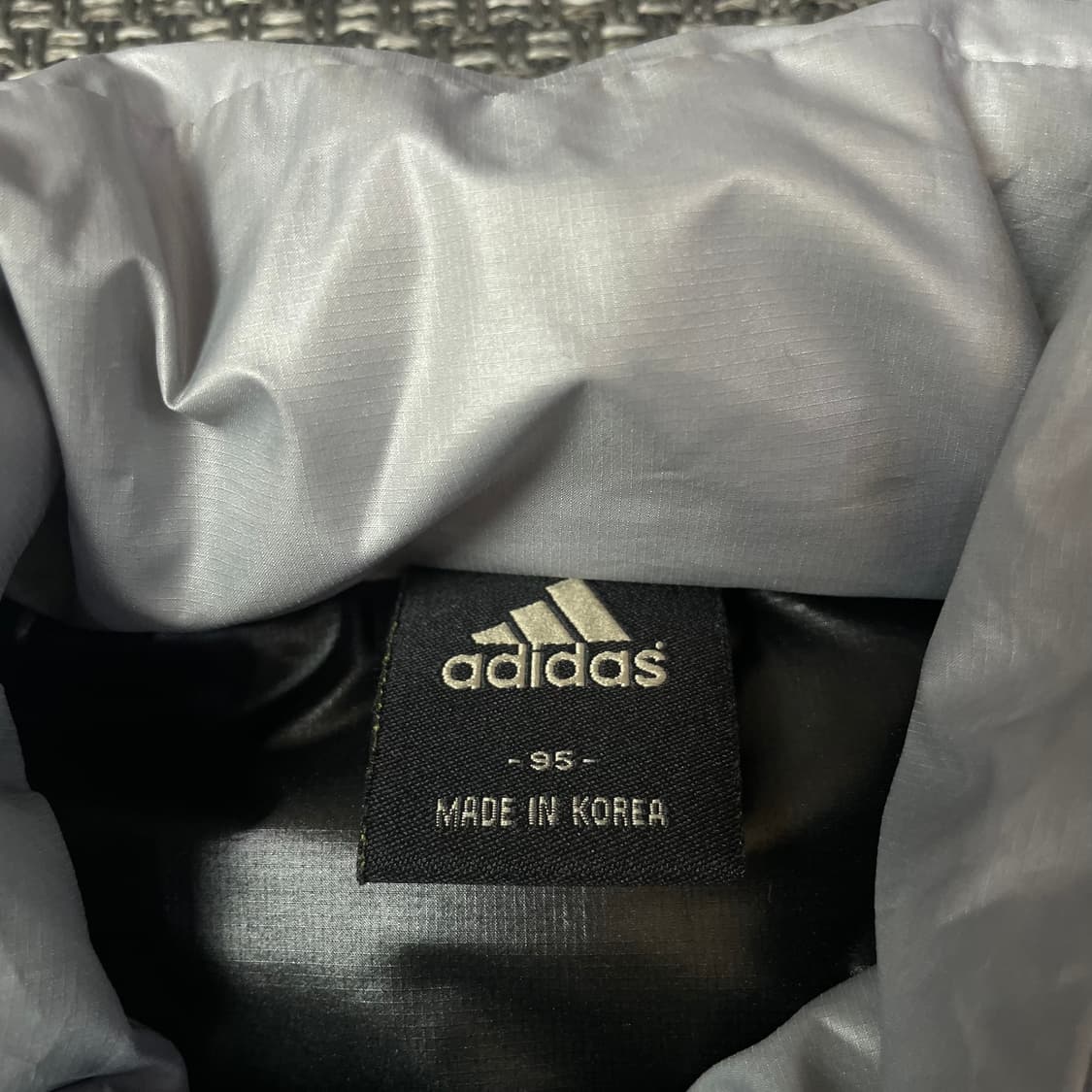 아디다스 블랙 그레이 경량 패딩 조끼 95 상품이미지4