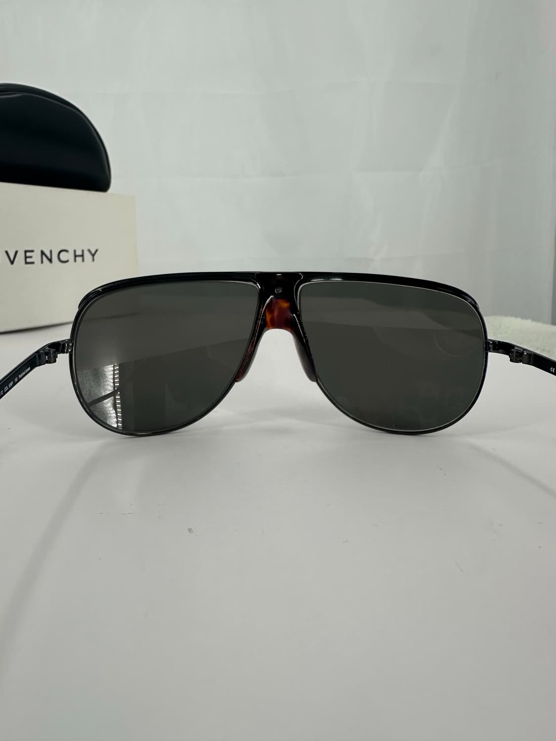 [새상품 무료배송] 정품 지방시 Made in Italy 선글라스 상품이미지9