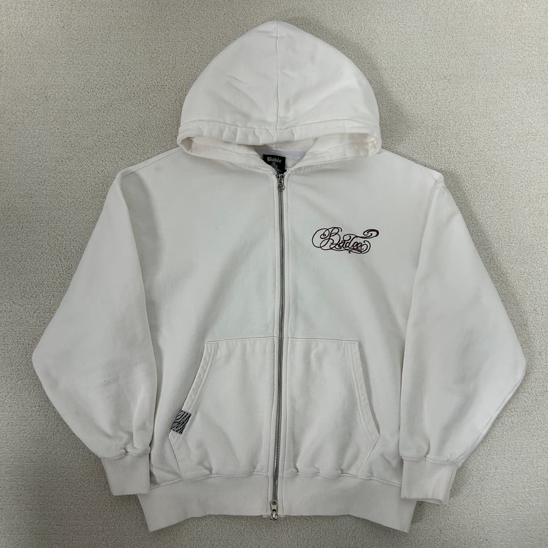 배디 치카노 타투 프린팅 화이트 후드집업 상품이미지4